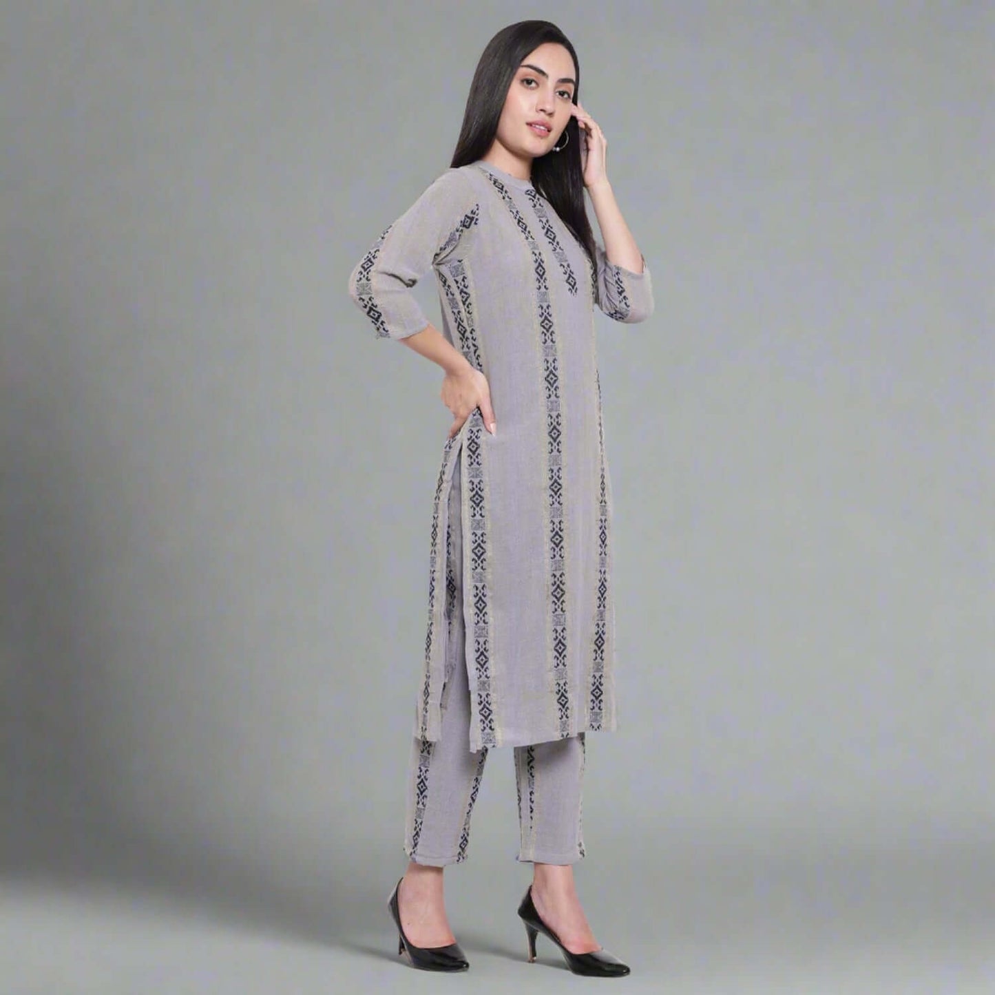 Grey Handloom Cotton Kurta With Pants